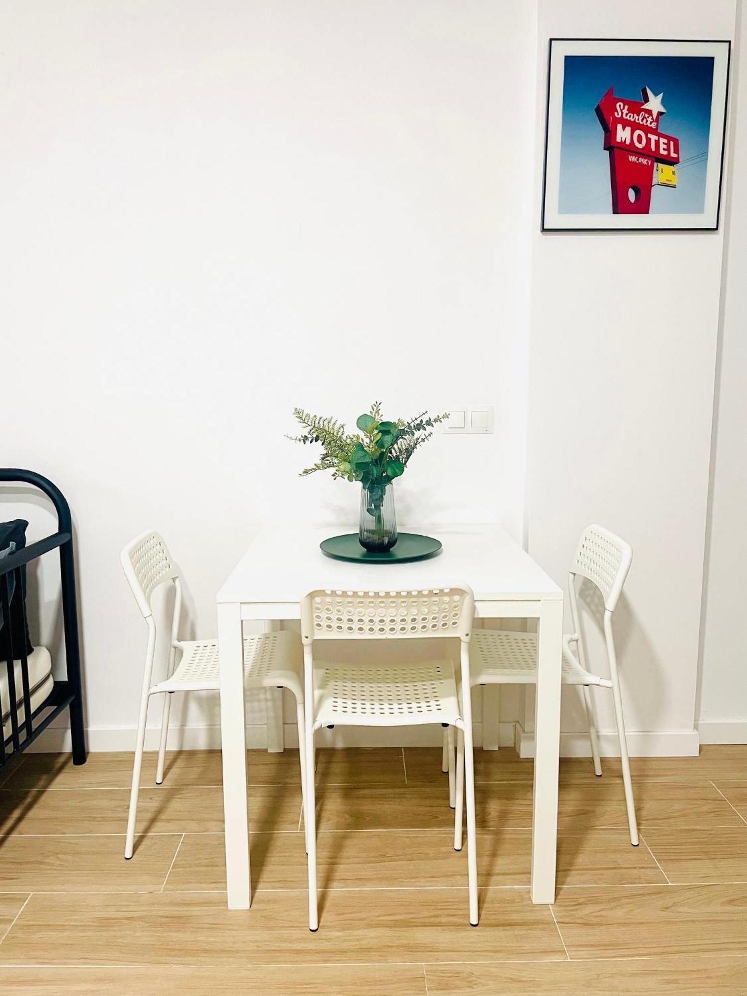 Completo Y Bello Apartamento En Málaga Esterno foto